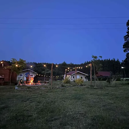 Wczasy Pod Sosnami Z Kominkiem Prázdninový dům *